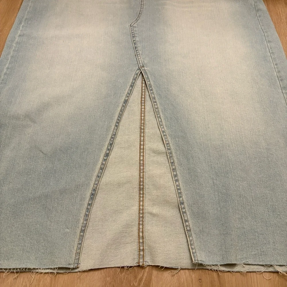 Jessica Simpson Light Blue Denim Skirt Raw Hem Plus Size 18